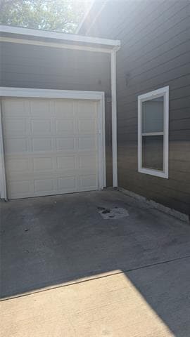 Building Photo - 914 E Louisiana Ave