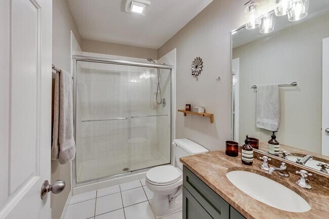 Guest Bathroom - 2524 W Bloomingdale Ave