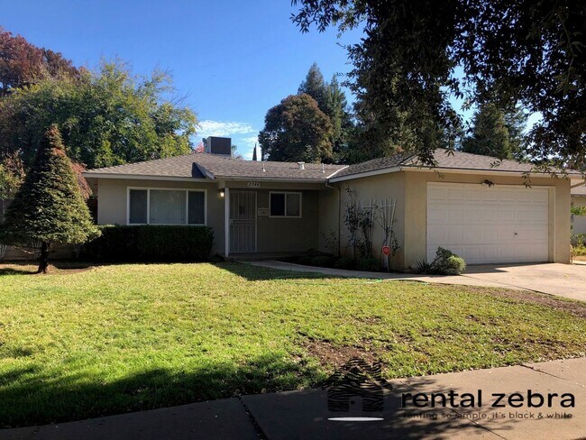 Building Photo - East Merced: $1650 3 bedroom 2 bath single...