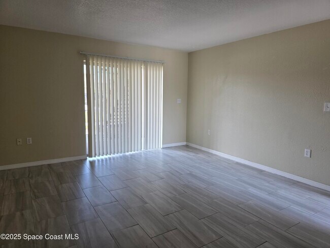 Foto del edificio - 102 Preston Ln