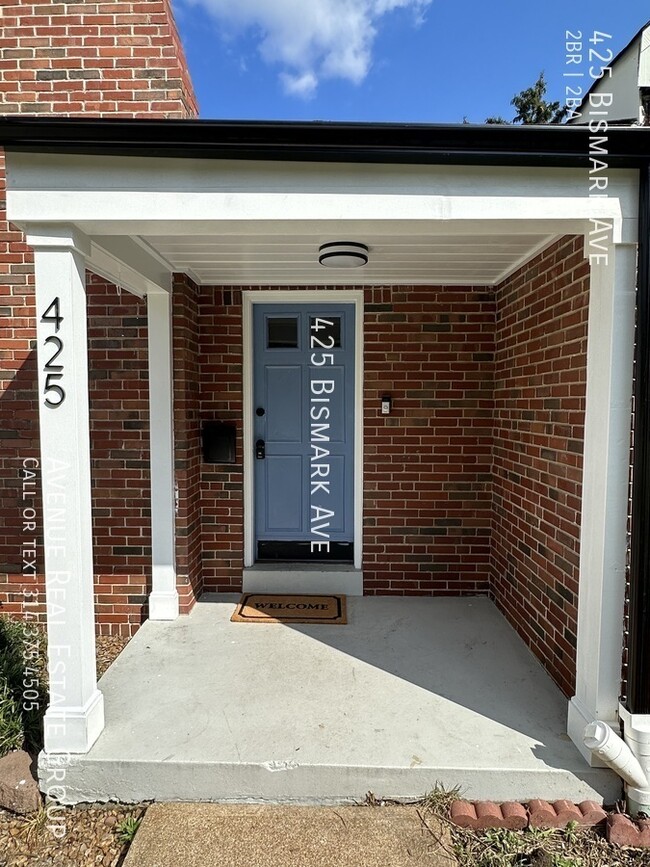 Building Photo - Gorgeous Bungalow