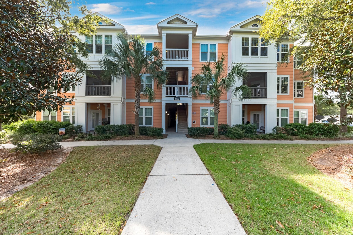 2022 Chatelain Way Unit 2022, Mount Pleasant, SC 29464 Condo for Rent