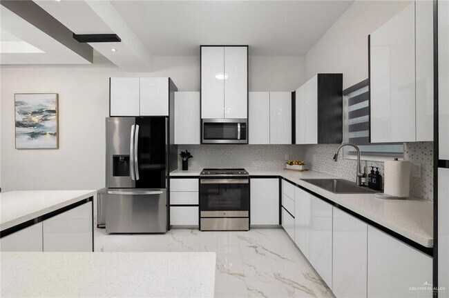 Foto del edificio - 4909 Sequoia Ave
