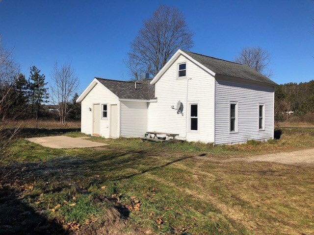 Foto del edificio - 16665 Schofield Rd