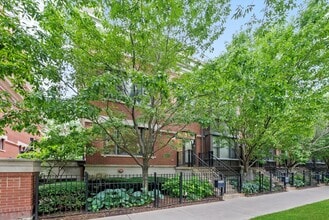 Building Photo - 1336 S Indiana Ave