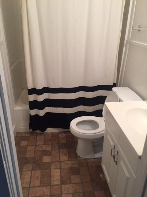 Foto del edificio - 1431 E 77th St