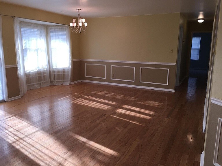 Foto principal - 108 Lowell Ct