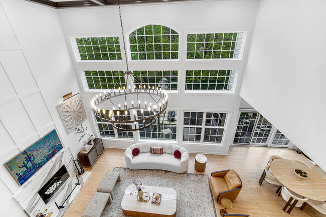 Foto del edificio - 902 Red Oak Dr