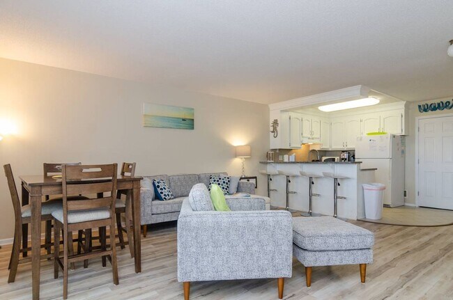 Foto del edificio - 908 Carolina Beach Ave N