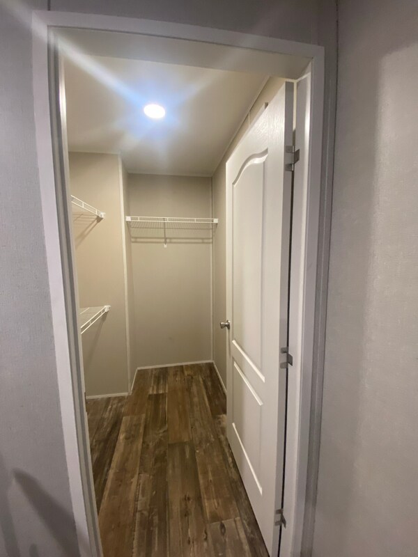 Foto del edificio - 111 Audubon Ave