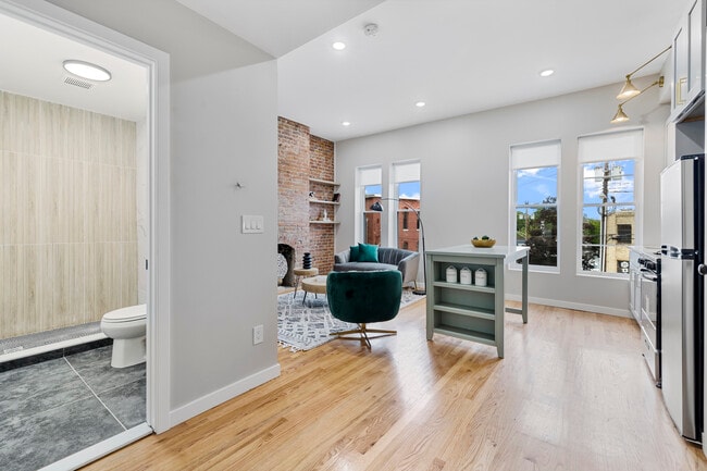 Building Photo - 58 Linden Ave