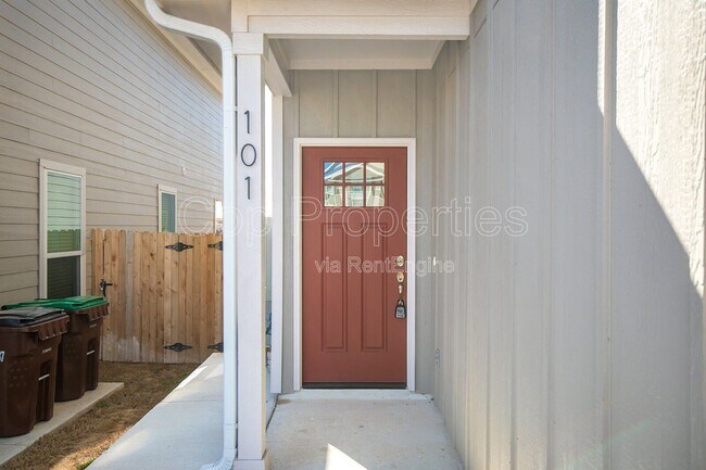 Foto del edificio - 7523 Gramercy Wy