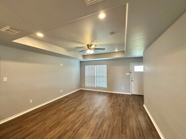 Foto del edificio - 8806 14th St