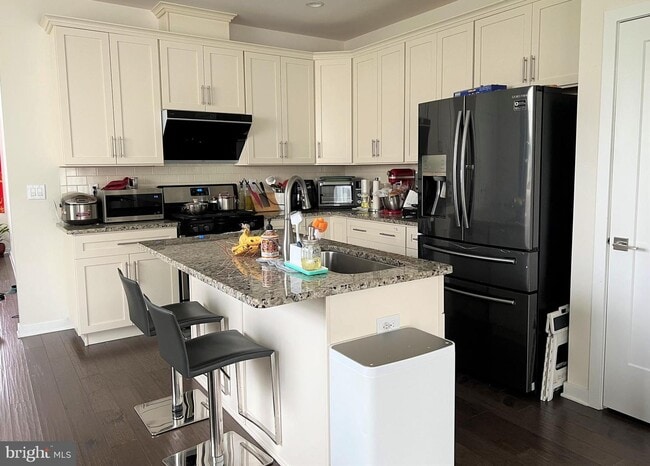 Foto del edificio - 107 Briarwood Ln