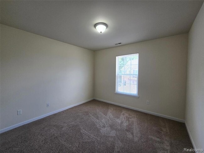 Building Photo - 27640 Hidden Oaks Dr