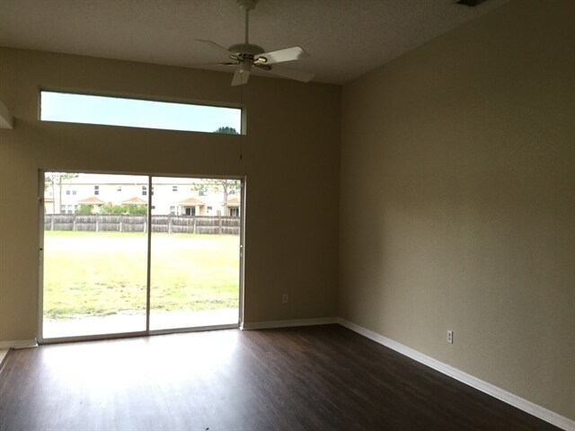 Foto del edificio - 268 Bridge Creek Boulevard
