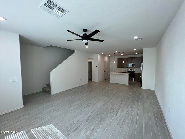 Building Photo - 1847 E Bernie Ln