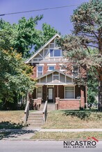 Building Photo - 182 E Lane Ave