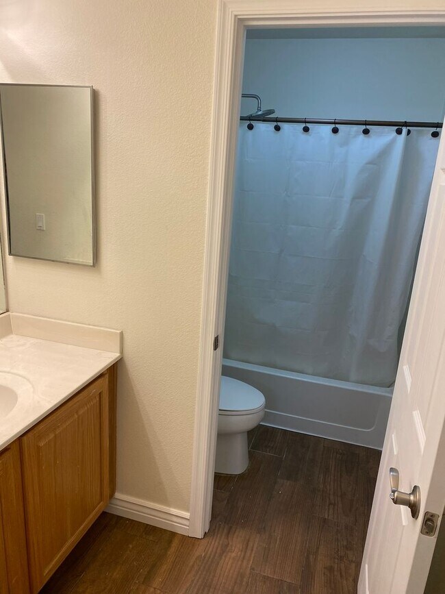 Building Photo - Don't Miss this Spacious Sahuarita Beauty!