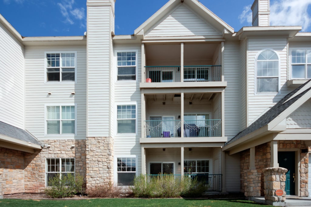 Front - 900 Bitner Rd