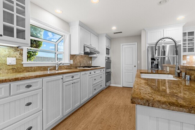 Building Photo - Garden Grove Gem: Your New Home Awaits on ...