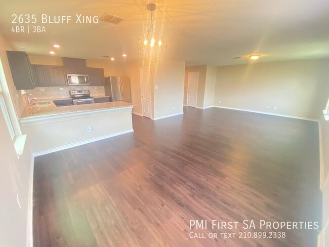 Building Photo - 4 bedrooms and 2.5 bathrooms house at Mill...
