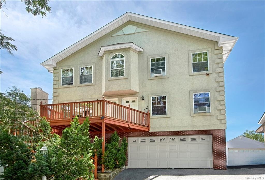 Primary Photo - 444 N Terrace Ave