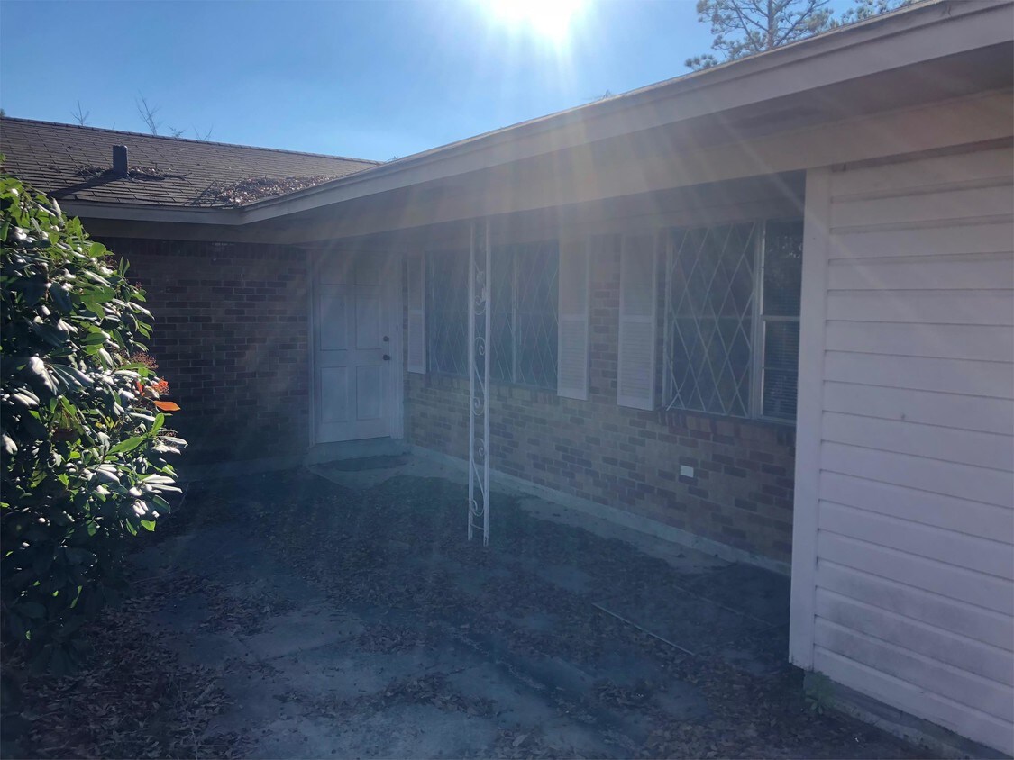 222 Harris St, Grambling, LA 71245