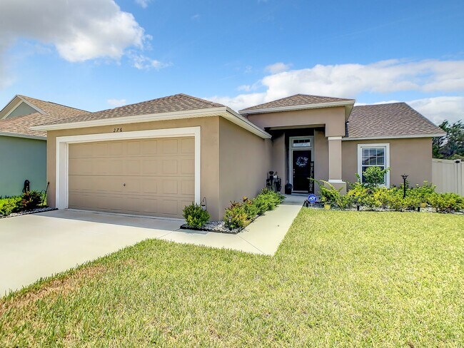Foto del edificio - Beautiful 3 Bedroom 2 bath Home in desirab...