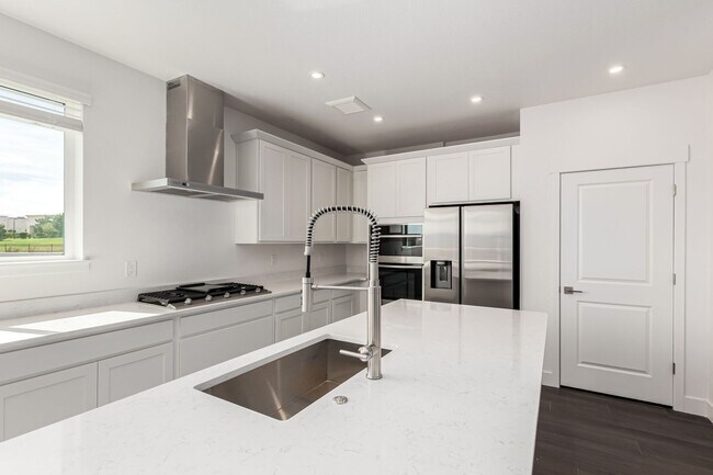 Foto del edificio - Park Meadows location near Lone Tree in the heart of Inverness. Easy access to Centennial Jetport