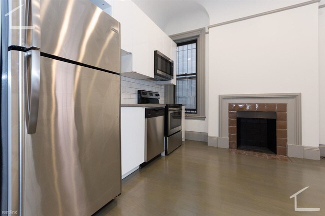 Building Photo - 2 br, 1 bath  - 11 Belvidere St Apt 1FB