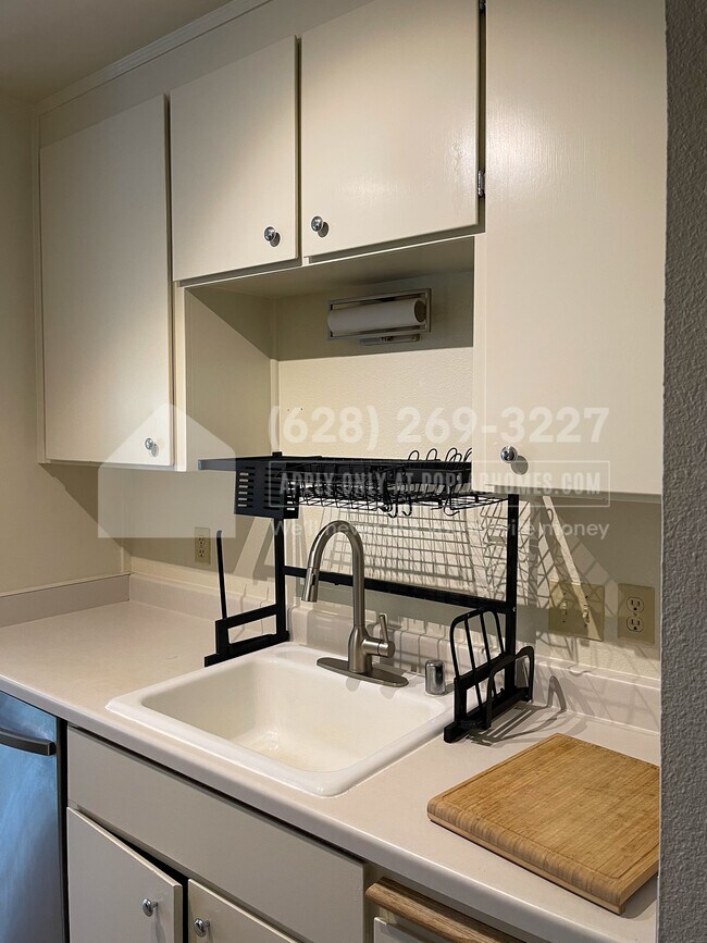 Foto del edificio - 283 Tradewinds Dr