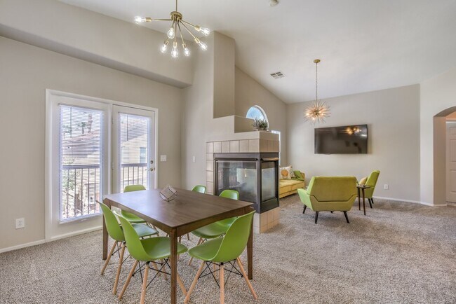 Foto del edificio - 1587 Rusty Ridge Ln