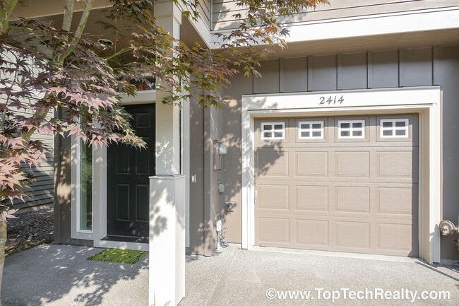 Photo - Fabulous 3 BD* 2.5 BA In Popular Arbor Reserve Townhome Community! **Minutes From Tanasbourne Sho...