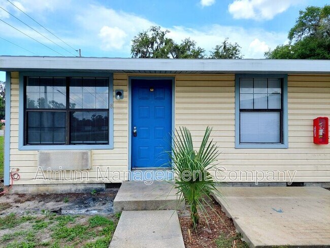 Building Photo - 1295 N Holland Pkwy