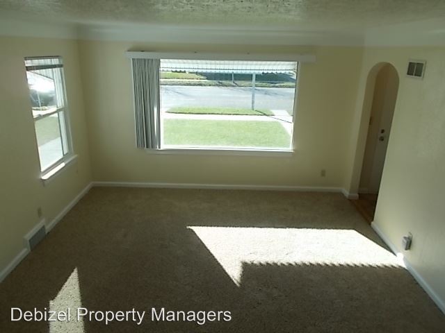 Building Photo - 3 br, 2 bath House - 617 St Johns