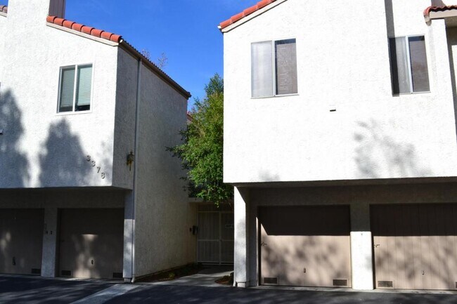 Foto del edificio - 3378 Darby 327