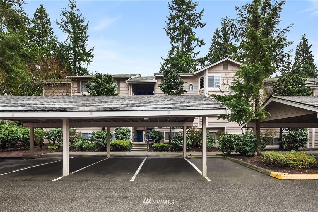 14057 NE 181st St Unit E302, Woodinville, WA 98072 Condo for Rent in