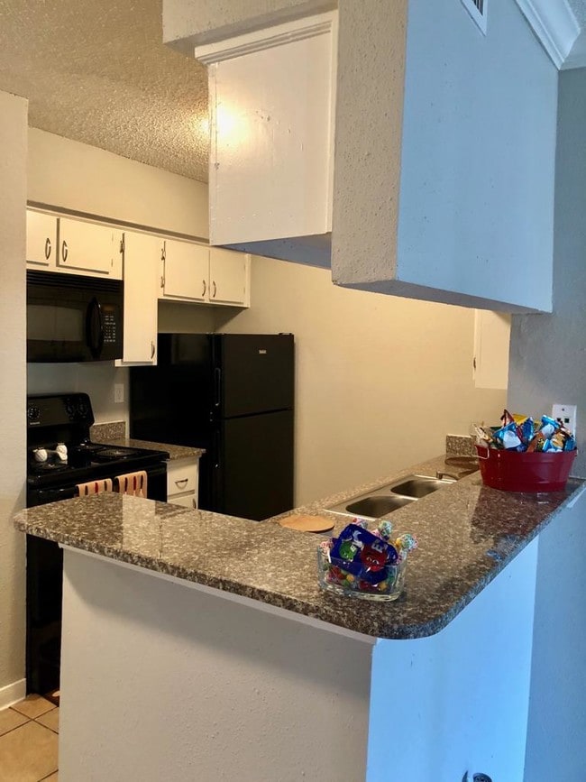 Building Photo - Vista Arbor