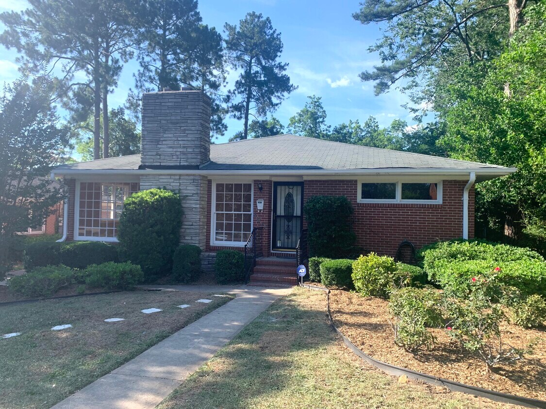 2037 Vining Cir, Macon, GA 31204 House Rental in Macon, GA