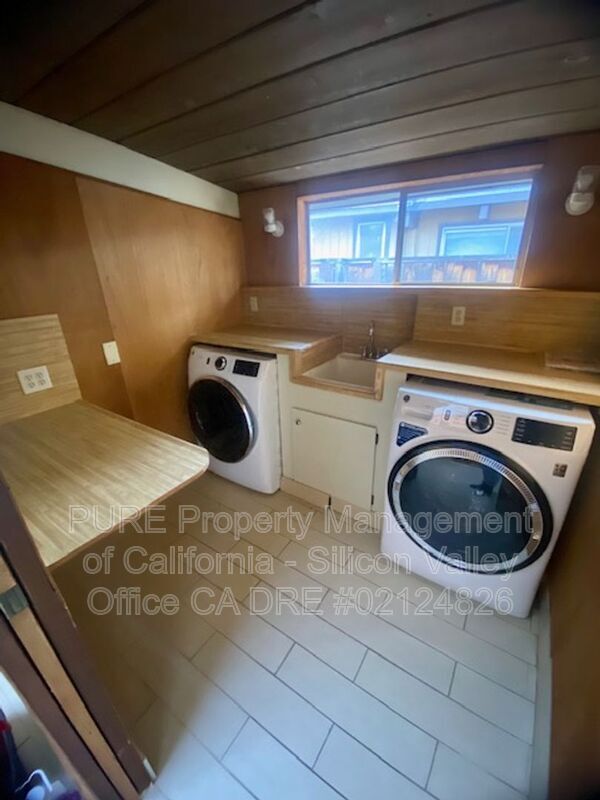 Foto del edificio - 4134 Wilkie Way