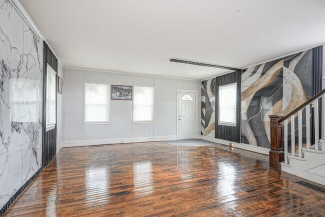 Foto del edificio - 121 Oak St