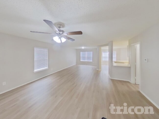 Building Photo - 2208 Capstan Dr