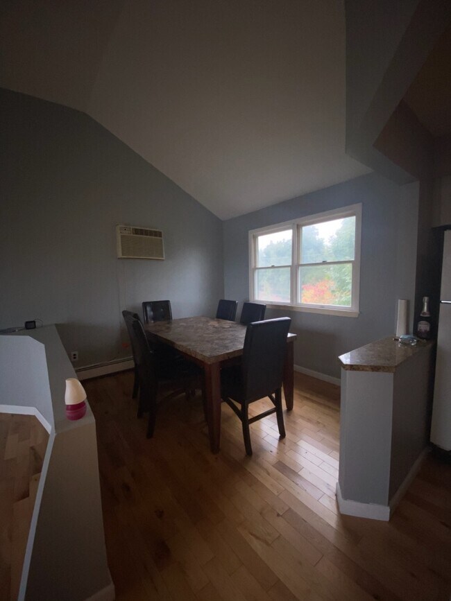 EIK, Dining Room Table Included - 16 Colonial Dr