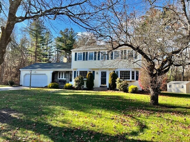 Building Photo - 9 Tinkham Glen