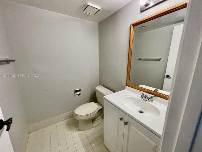 Foto del edificio - 11894 SW 12th Pl