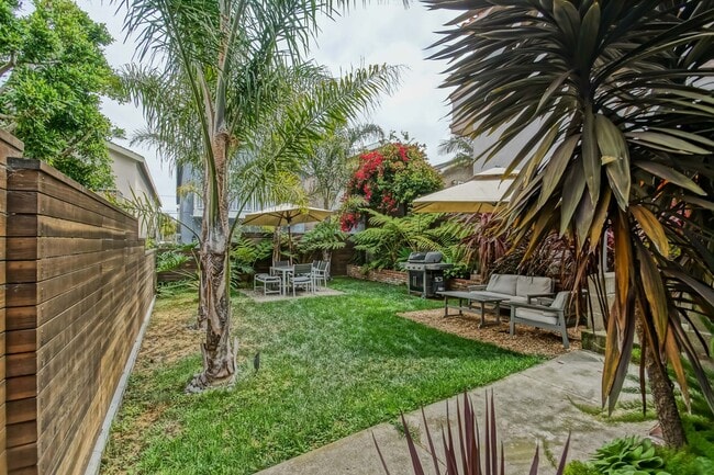 Building Photo - ENJOY INDOOR/OUTDOOR CALIFORNIA LIVING IN ...