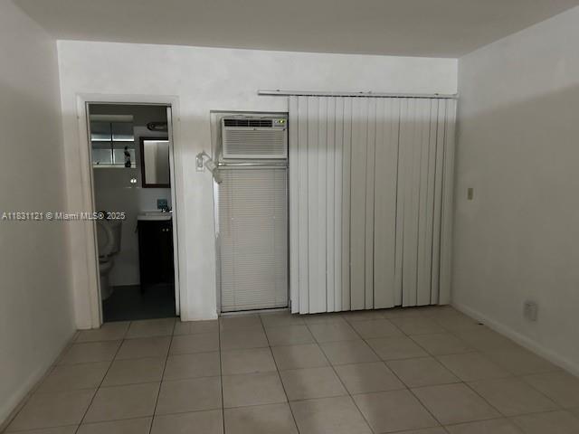 Building Photo - 6580 Santona St