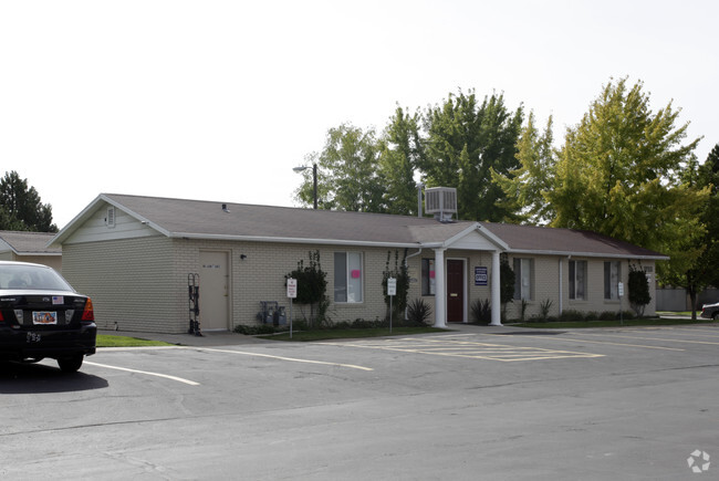 Building Photo - Lakeview Heights Apartments