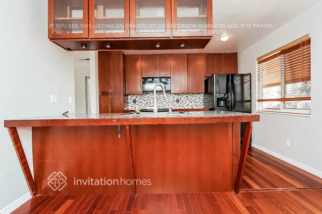 Foto del edificio - 9254 Garland St